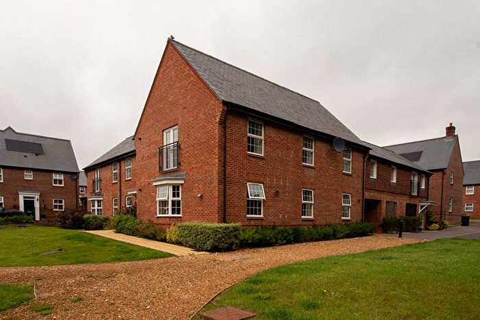 2 Bedroom Flat For Sale In Bosworth Gardens, Bishops Waltham, Southampton, Hampshire, SO32