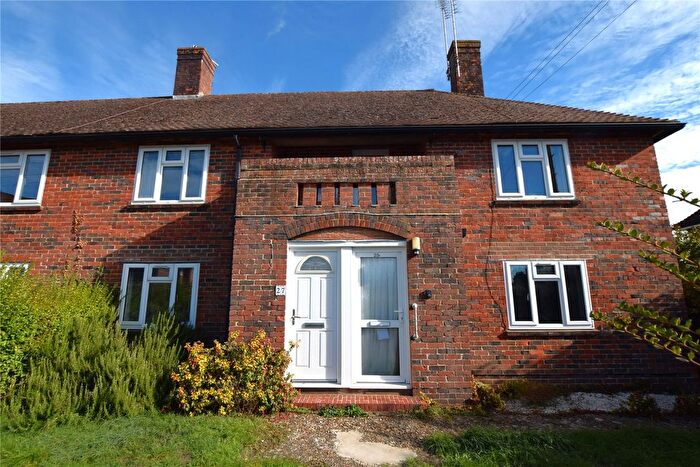 2 Bedroom Maisonette To Rent In Whitedown, Alton, Hampshire, GU34