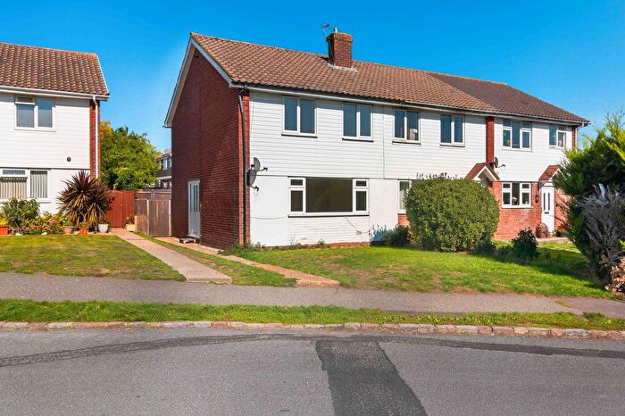 3 Bedroom End Of Terrace House For Sale In Downsview Crescent, Uckfield, TN22