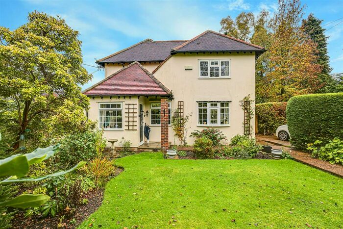 3 Bedroom Detached House For Sale In Hosey Hill, Westerham, TN16