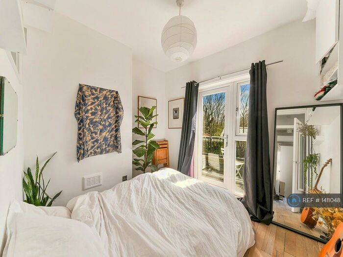 1 Bedroom Flat To Rent In Finsbury Park, London, N4