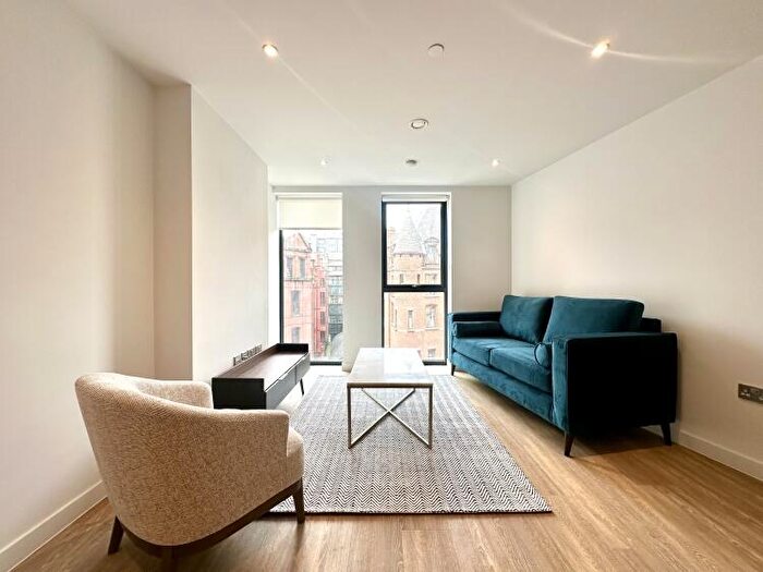 2 Bedroom Apartment To Rent In Manchester New Square, Whitworth Street Manchester, M1