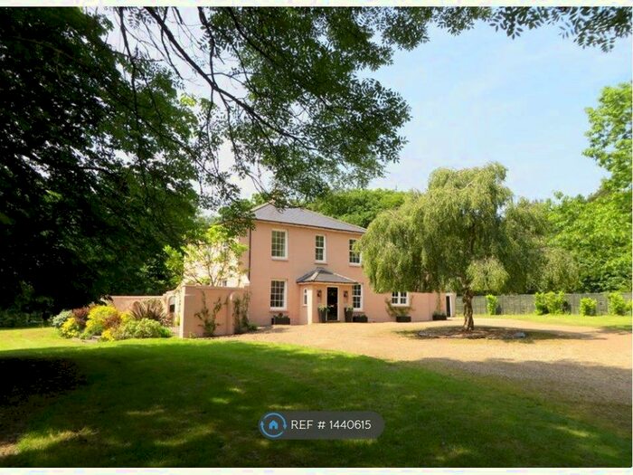 4 Bedroom Detached House To Rent In Oldhouse Lane, Windlesham, GU20