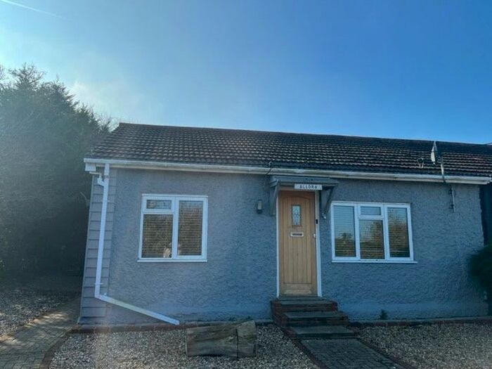 3 Bedroom Semi-Detached Bungalow To Rent In Marlborough Road, Whitstable, CT5