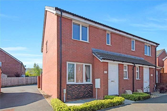 3 Bedroom Semi-Detached House For Sale In Pincombe Road, Bideford, Devon, EX39