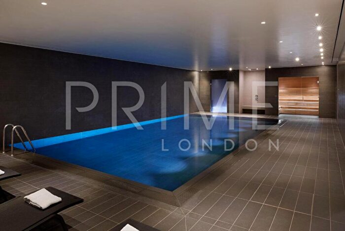 2 Bedroom Apartment For Sale In Amory Tower, Marsh Wall, Canary Wharf, E14
