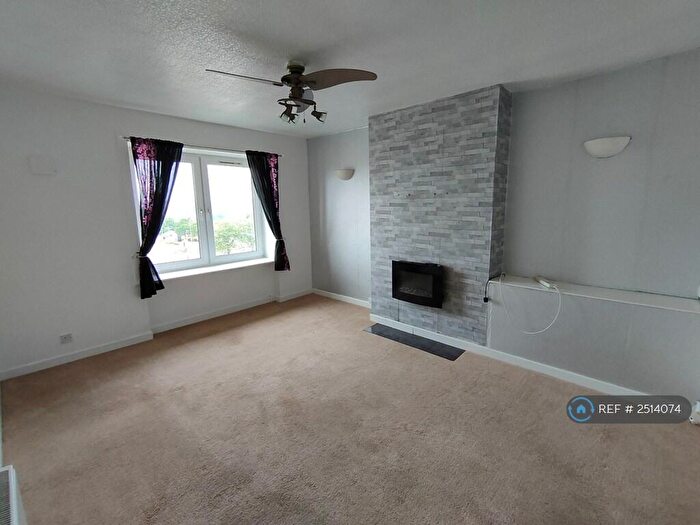 3 Bedroom Flat To Rent In Manor Avenue, Aberdeen, AB16