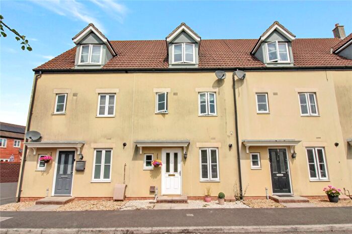 4 Bedroom Terraced House For Sale In Cassini Drive, Oakhurst, Swindon, Wiltshire, SN25