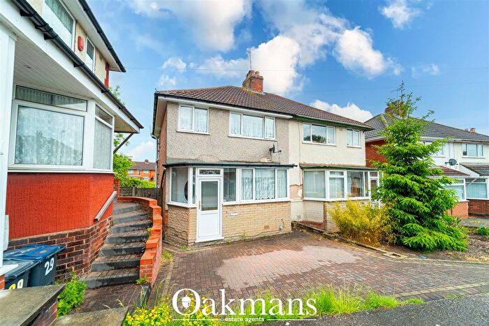 3 Bedroom Semi-detached House For Sale In Sant Road, Birmingham, B31