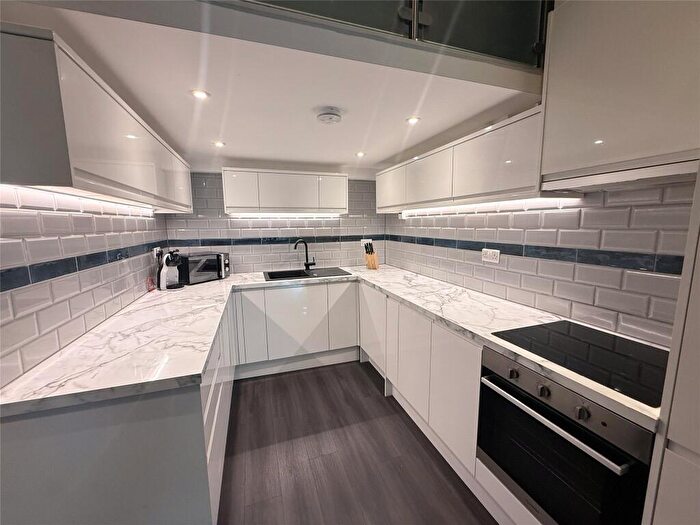 2 Bedroom Apartment To Rent In High Street, Orpington, BR6