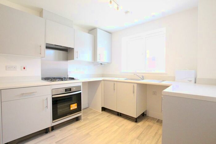 3 Bedroom End Of Terrace House To Rent In Velthouse Close, Gloucester, GL2