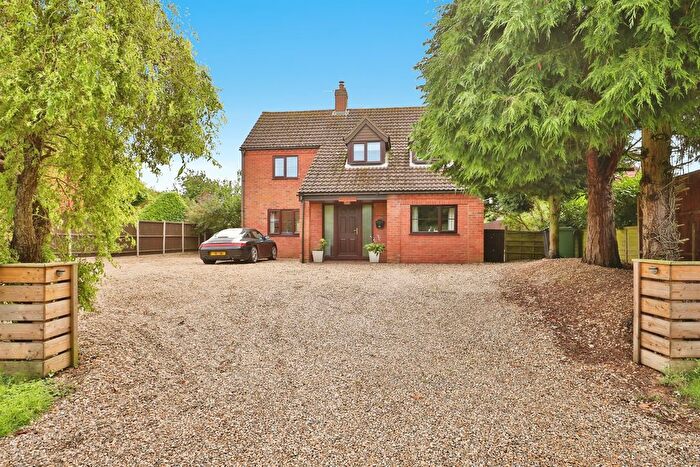 3 Bedroom Detached House For Sale In School Road, Brisley, Dereham, NR20
