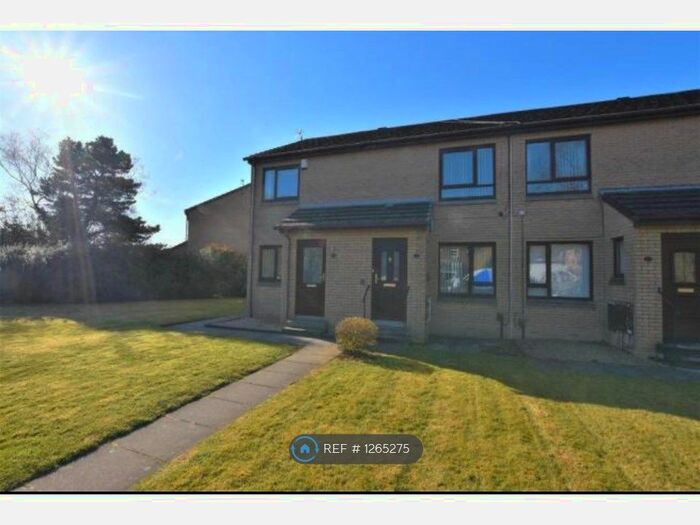 2 Bedroom Flat To Rent In Lochlibo Court, Girdle Toll, Irvine KA11
