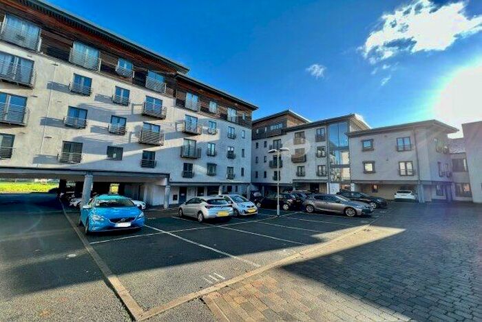 2 Bedroom Flat To Rent In Wolverhampton Street, Walsall, WS2