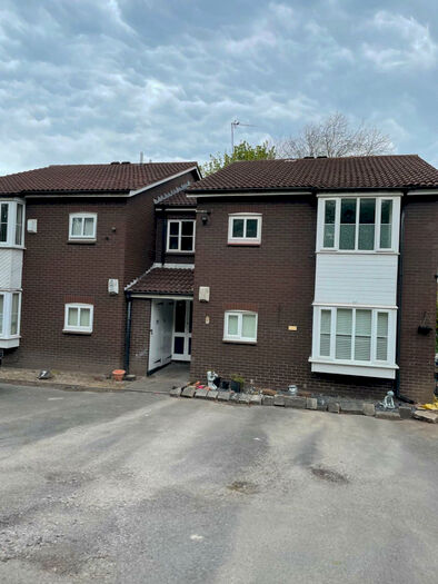 1 Bedroom Flat To Rent In Melville House, The Dell, Rock Ferry, CH42