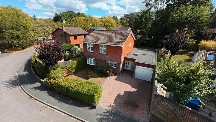 4 Bedroom Detached House For Sale In Stratfield, Bracknell, RG12