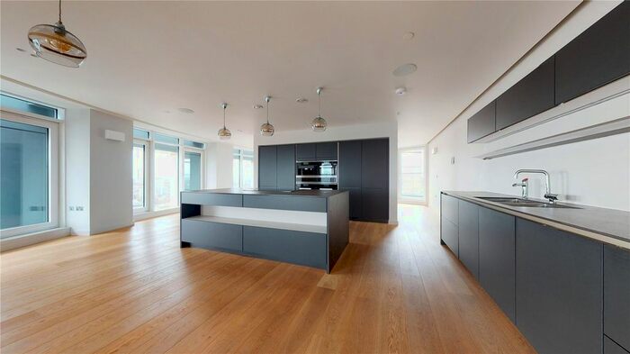 5 Bedroom Flat To Rent In Eagle Point, City Road, EC1V