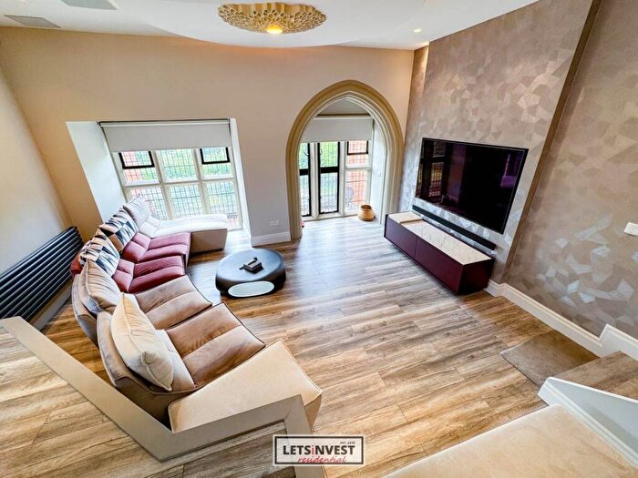 4 Bedroom House To Rent In Chasewood Park, Sudbury Hill, Harrow, HA1