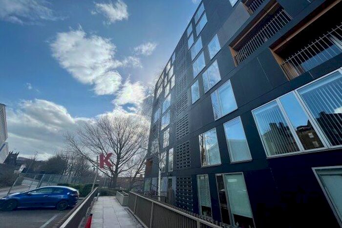 1 Bedroom Flat To Rent In The Avenue, Leeds, LS9