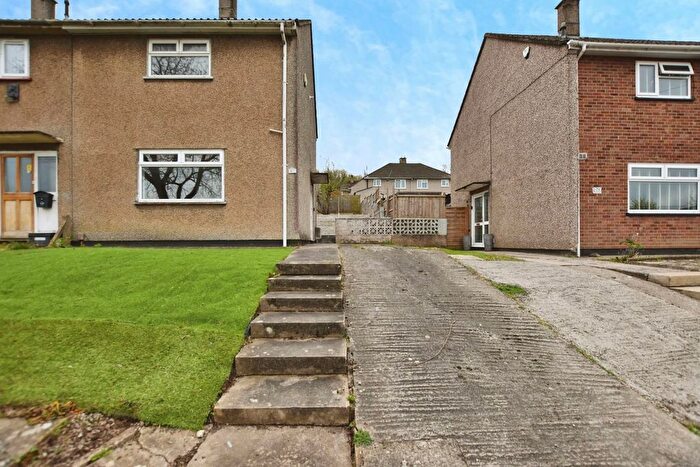 2 Bedroom End Terrace House To Rent In Bishport Avenue, Bristol, BS13