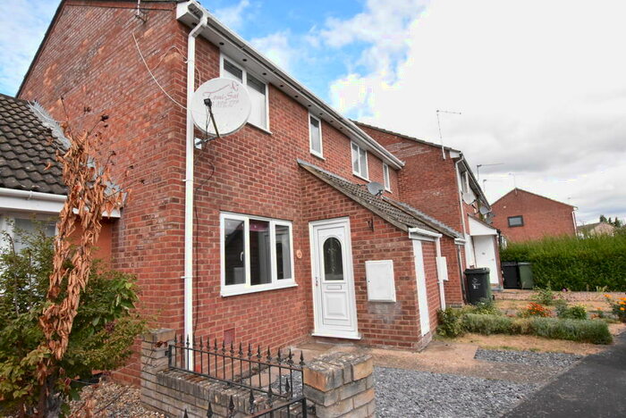 3 Bedroom Terraced House To Rent In Shelley Way, Thetford, IP24