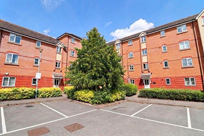 2 Bedroom Flat For Sale In Bewick Croft, Coventry, CV2