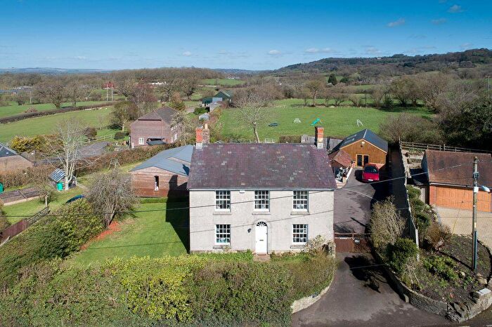 4 Bedroom Detached House For Sale In Long Cross, Shaftesbury, SP7