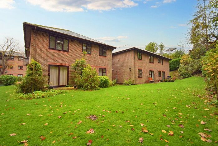 1 Bedroom Property For Sale In Bradbourne Park Road, Sevenoaks, TN13