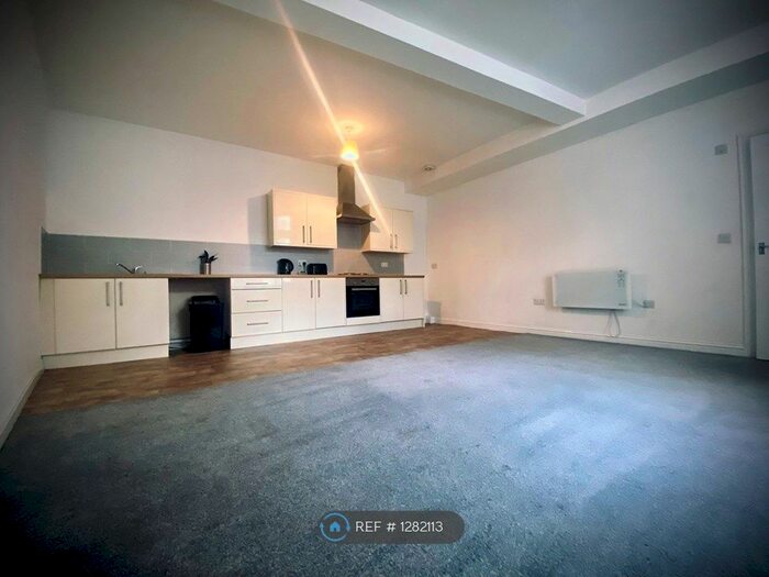 1 Bedroom Flat To Rent In Station Road, Redcar TS10