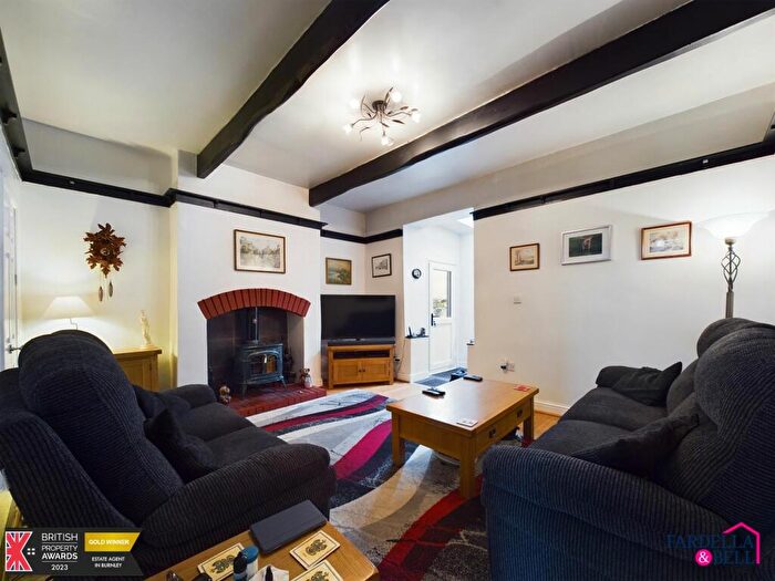 3 Bedroom Terraced House For Sale In Cemetery Road, Earby, BB18