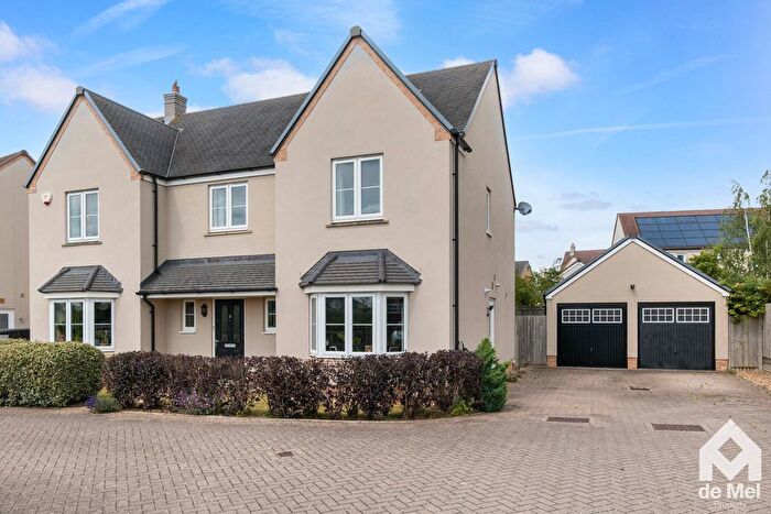 4 Bedroom Detached House For Sale In Franklin Road, Alderton, GL20