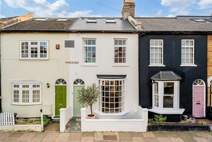 3 Bedroom Terraced House To Rent In Princes Road, East Sheen, SW14
