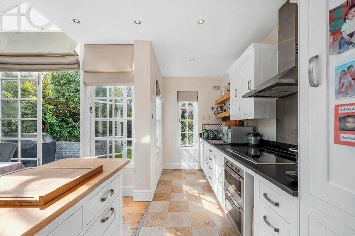 5 Bedroom Terraced House To Rent In Hurlingham Road, London, SW6