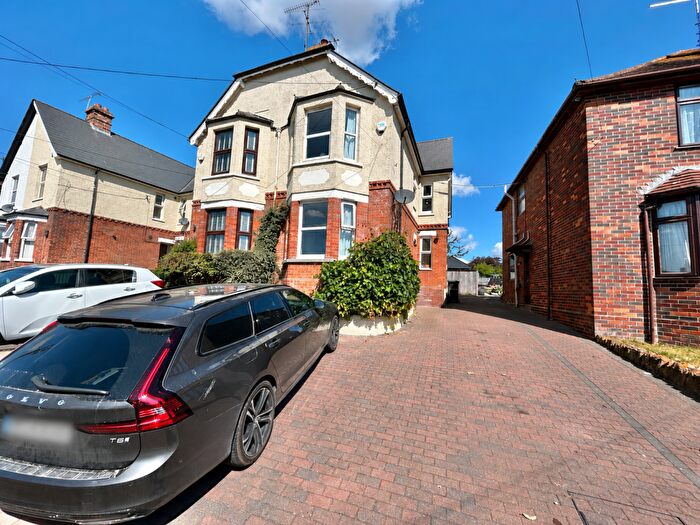 4 Bedroom Semi Detached House For Sale In Preston Road, Yeovil, Somerset, BA20