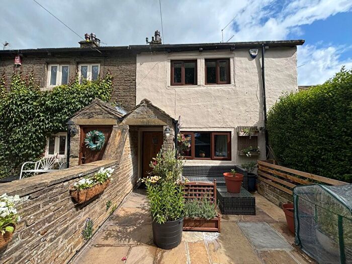 2 Bedroom End Of Terrace House For Sale In Hill Top Road, Thornton, Bradford, BD13