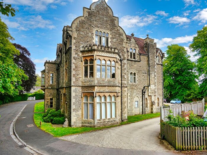 1 Bedroom Flat To Rent In Siddington, Cirencester, GL7