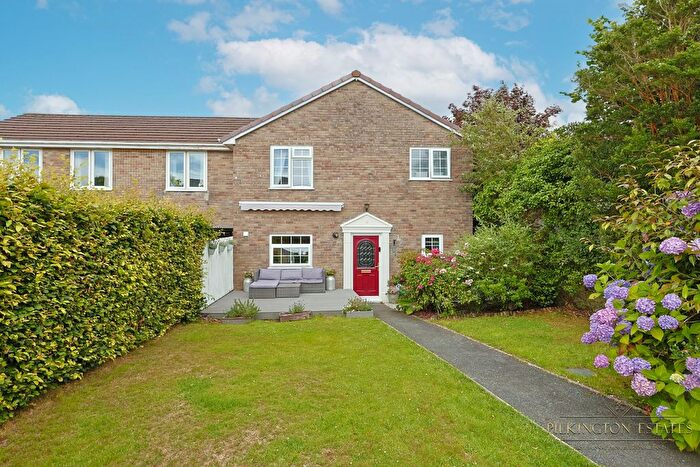 4 Bedroom Semi-Detached House For Sale In Geffery Close, Landrake, Saltash, Cornwall, PL12
