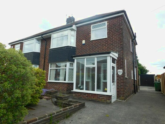 3 Bedroom Semi-Detached House To Rent In Mabel Road, Failsworth, Manchester, M35