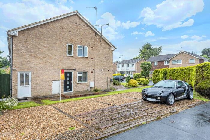 2 Bedroom Maisonette To Rent In Blackmoor Wood, Ascot, SL5