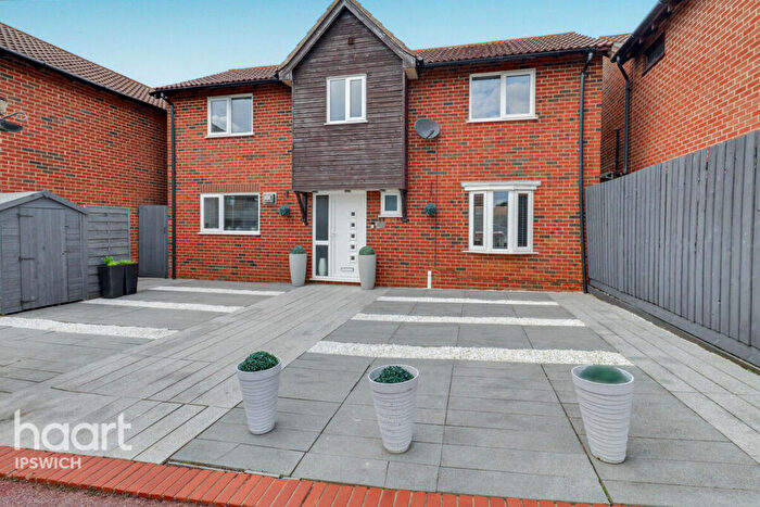 4 Bedroom Detached House For Sale In Westleton Way, Felixstowe, IP11