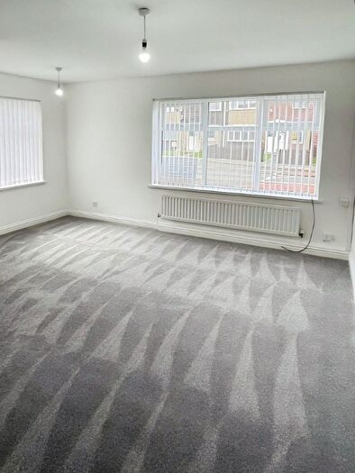 3 Bedroom Semi Detached House To Rent In Dryden Close, South Shields, Tyne And Wear, NE34