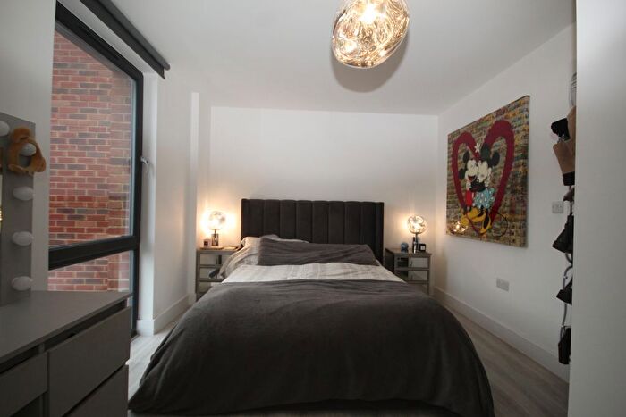 1 Bedroom Flat For Sale In High Street, Harrow, Middlesex, HA3