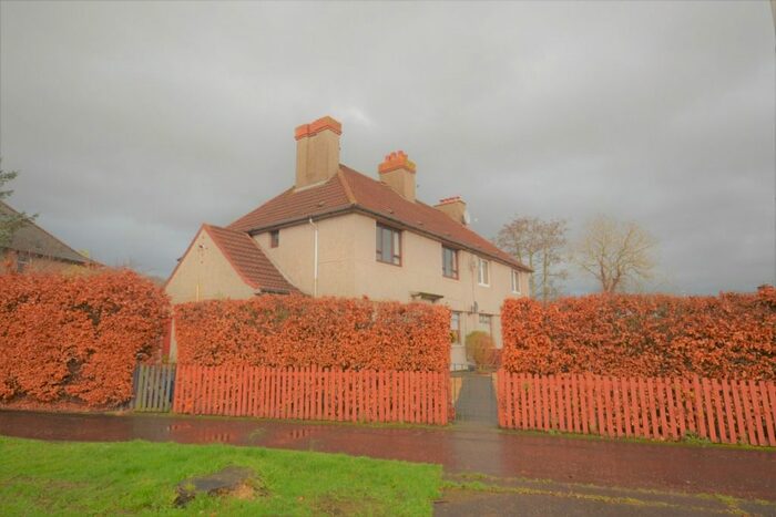 2 Bedroom Flat To Rent In Middlebank Street, Rosyth, Fife KY11