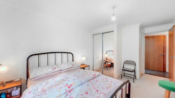2 Bedroom Flat For Sale In Geary Court, The Concourse, London, N9