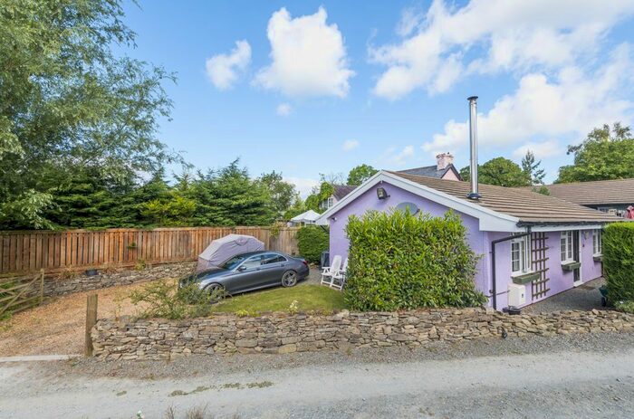 2 Bedroom Cottage For Sale In Crossgates, Llandrindod Wells, LD2