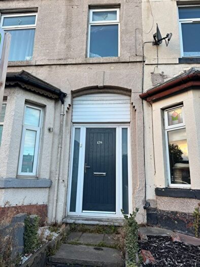 2 Bedroom End Of Terrace House To Rent In Wash Lane, Bury, BL9
