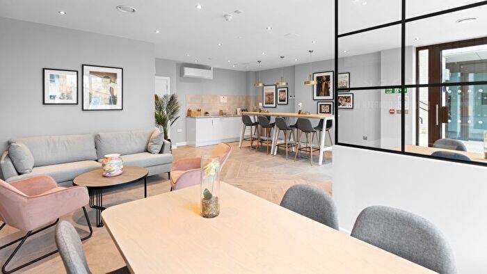 1 Bedroom Flat For Sale In Frost House, Podd Street, Barking, IG11