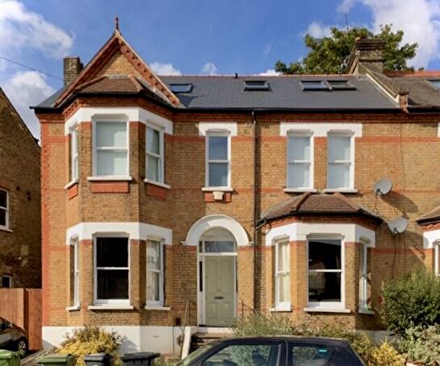 2 Bedroom Flat To Rent In Casewick Road, West Norwood, London, SE27