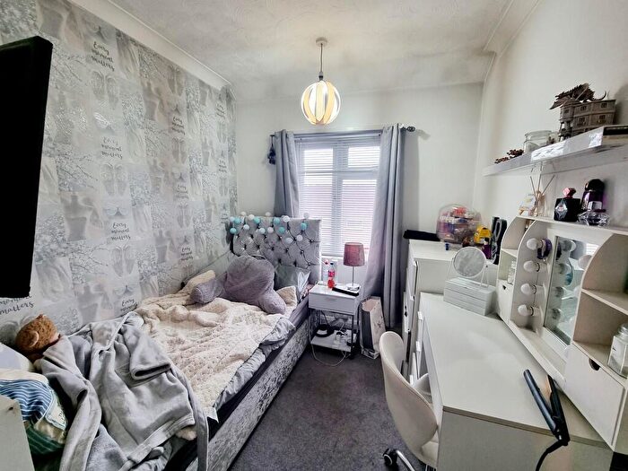3 Bedroom Terraced House For Sale In Bredenbury Crescent, Paulsgrove, PO6
