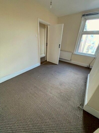 2 Bedroom Terraced House To Rent In Crosby Street, Derby, Derbyshire, DE22
